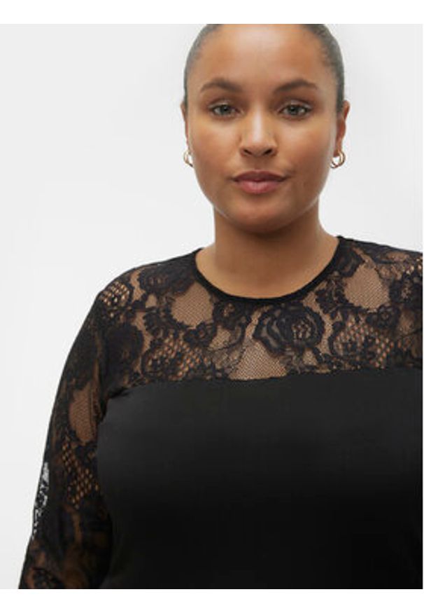 Vero Moda Curve Sukienka koktajlowa 10305860 Czarny Regular Fit. Kolor: czarny. Materiał: syntetyk. Styl: wizytowy
