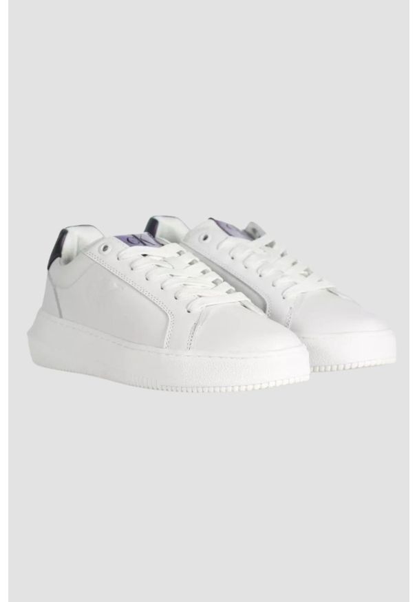 Calvin Klein - CALVIN KLEIN Białe sneakersy. Kolor: biały. Materiał: skóra
