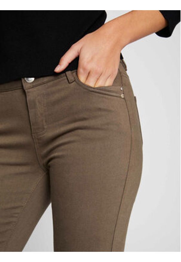 Morgan Jeansy 211-PETRA Zielony Skinny Fit. Kolor: zielony