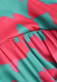 Renee - Zielona Rozkloszowana Sukienka Maxi z Wycięciami Aleri. Kolor: zielony. Długość: maxi #4