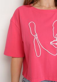 Born2be - Fuksjowy Krótki Bawełniany T-shirt z Ozdobną Aplikacją ze Sznurkiem Abiola. Kolor: różowy. Materiał: bawełna. Długość: krótkie. Wzór: aplikacja #5