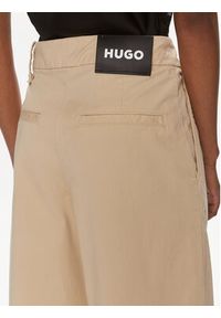 Hugo Spodnie materiałowe Hanico-1-D 50489241 Beżowy Relaxed Fit. Kolor: beżowy. Materiał: bawełna