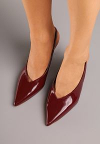 Renee - Bordowe Lakierowane Sandały na Szpilce Typu Slingback Addoxie. Okazja: na co dzień, na spacer. Kolor: czerwony. Materiał: lakier. Obcas: na szpilce. Styl: elegancki, casual. Wysokość obcasa: średni #4