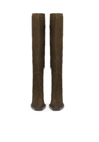 Kazar - Zamszowe muszkieterki w kowbojskim stylu. Wysokość cholewki: przed kolano. Kolor: brązowy. Materiał: zamsz. Szerokość cholewki: normalna #2