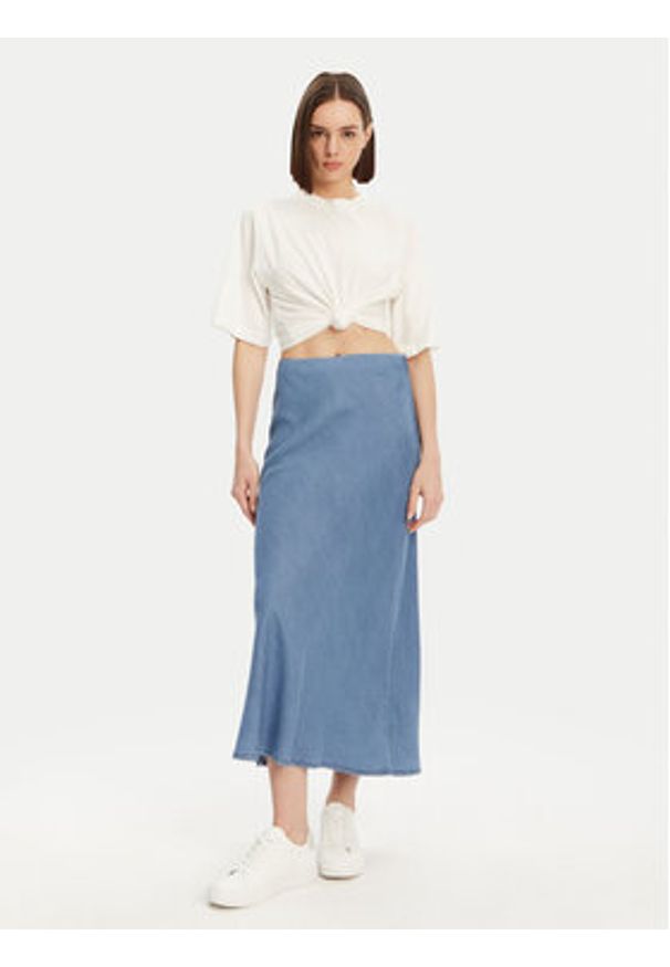 only - ONLY Spódnica maxi Chigo 15338281 Niebieski Regular Fit. Kolor: niebieski. Materiał: lyocell