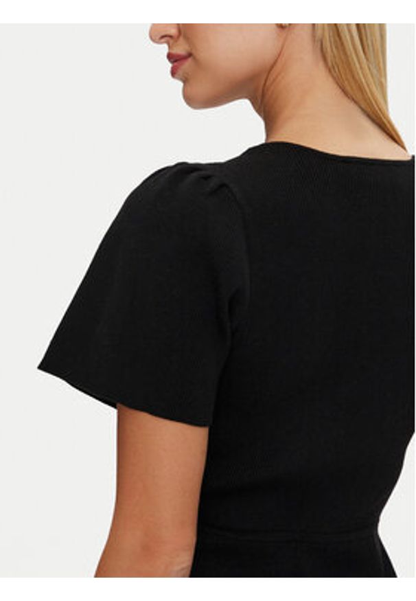 DKNY Sukienka codzienna DD4EN992 Czarny Slim Fit. Okazja: na co dzień. Kolor: czarny. Materiał: syntetyk, bawełna. Typ sukienki: proste. Styl: casual