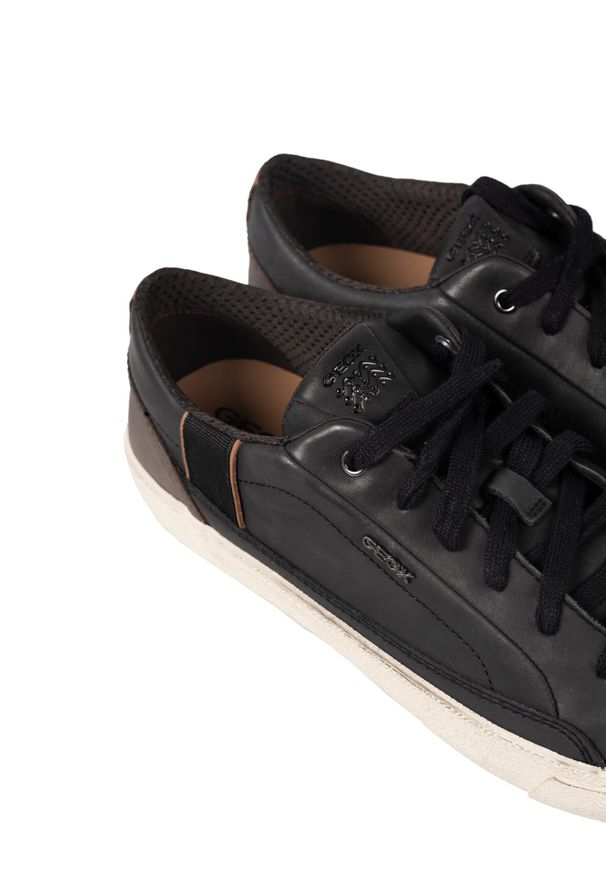 Geox Sneakersy "Warley" | U946HF 00043 | Mężczyzna | Czarny, Brązowy. Kolor: brązowy, czarny, wielokolorowy. Materiał: skóra. Wzór: aplikacja