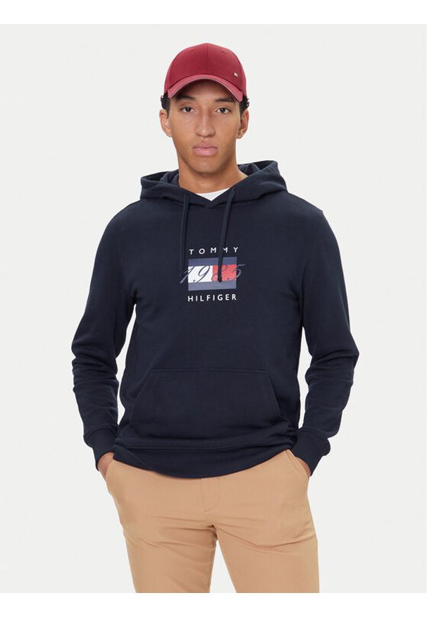 TOMMY HILFIGER - Tommy Hilfiger Bluza Linear Flag MW0MW41332 Granatowy Regular Fit. Kolor: niebieski. Materiał: bawełna