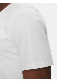 Jack & Jones - Jack&Jones T-Shirt Perfect 12268229 Biały Regular Fit. Kolor: biały. Materiał: bawełna