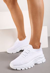 Born2be - Białe Buty Sportowe do Kostki ze Sznurowaniami Atilla. Okazja: na co dzień. Kolor: biały. Materiał: materiał #1