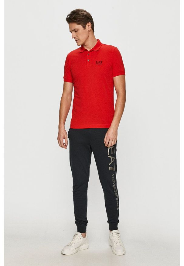 EA7 Emporio Armani - Spodnie. Kolor: niebieski. Wzór: nadruk