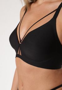 Born2be - Czarny Biustonosz z Ozdobnymi Paskami Zetessa. Kolor: czarny. Materiał: jeans. Wzór: paski #5