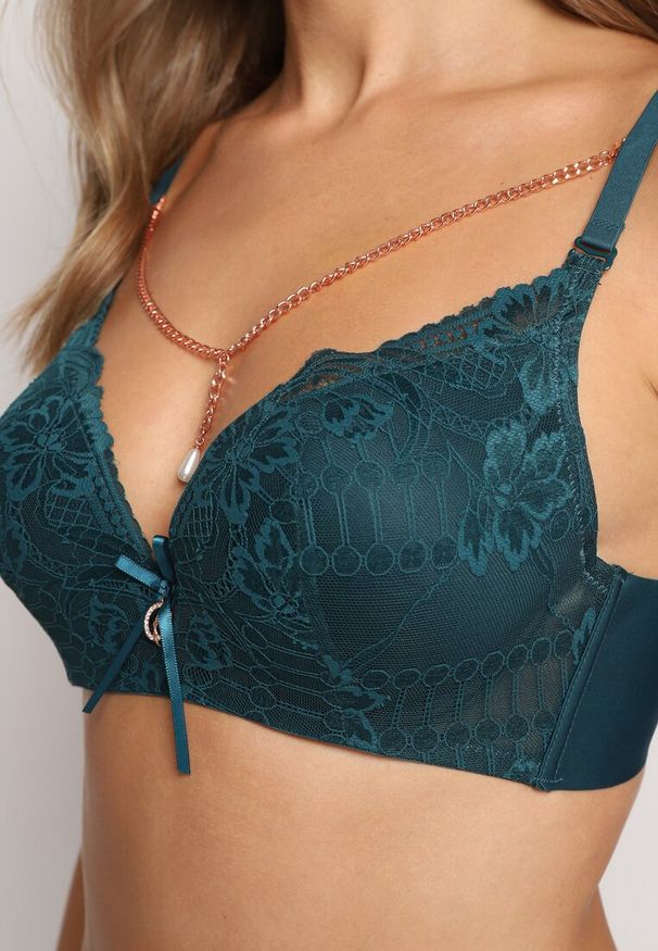 Born2be - Ciemnozielony Biustonosz Push Up z Łańcuszkiem Imitującym Naszyjnik Amarainna. Kolor: zielony. Materiał: szyfon. Rodzaj stanika: push-up