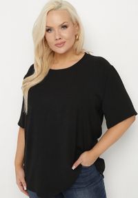 Born2be - Czarna Klasyczna Bluzka z Krótkim Rękawem Nilbia. Okazja: do pracy, na spotkanie biznesowe, na co dzień. Kolekcja: plus size. Kolor: czarny. Materiał: jeans. Długość rękawa: krótki rękaw. Długość: krótkie. Styl: klasyczny