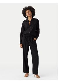 Vero Moda Spodnie materiałowe Jesmilo 10287363 Czarny Regular Fit. Kolor: czarny. Materiał: len, wiskoza #5
