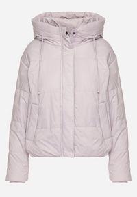 Born2be - Jasnofioletowa Pikowana Kurtka z Kapturem i Lekkim Ociepleniem Ninirila. Okazja: na spacer. Typ kołnierza: kaptur. Kolor: fioletowy. Materiał: jeans. Długość: krótkie. Styl: klasyczny, elegancki #6