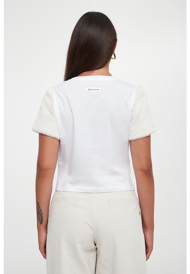 Armani Exchange - T-shirt damski z futerkiem ARMANI EXCHANGE. Materiał: futro