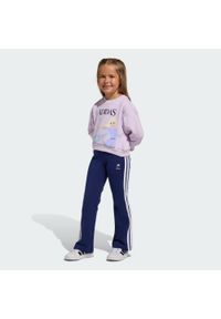 Zestaw Adidas Disney Frozen Jogger. Okazja: na uczelnię. Kolor: fioletowy, różowy, niebieski, wielokolorowy. Materiał: dresówka. Wzór: motyw z bajki. Styl: sportowy #1