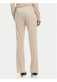Juicy Couture Spodnie dresowe Tina JCAPW045 Beżowy Regular Fit. Kolor: beżowy. Materiał: syntetyk #4