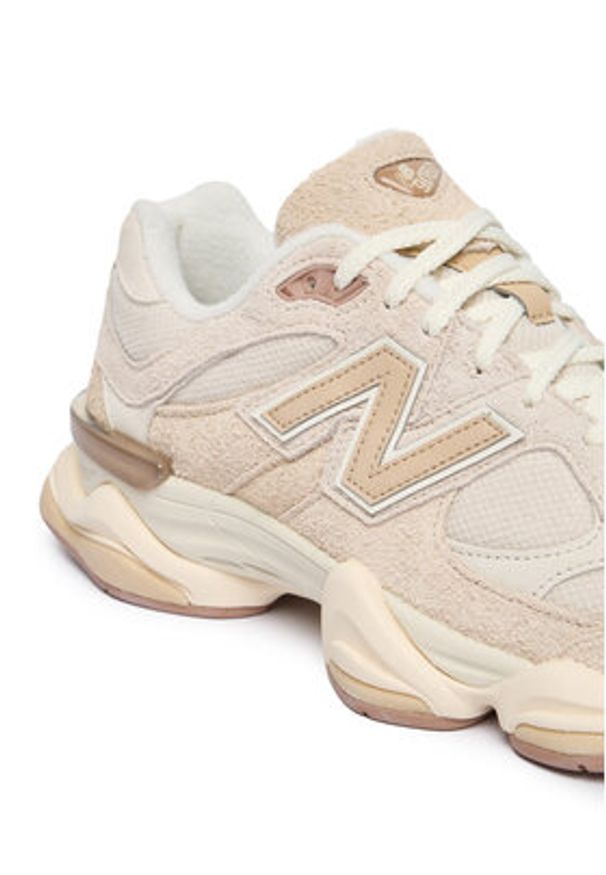 New Balance Sneakersy U9060CCB M Beżowy. Kolor: beżowy. Materiał: skóra, zamsz