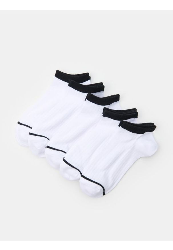 Sinsay - Prążkowane skarpetki stopki 5 pack - wielobarwny. Materiał: prążkowany