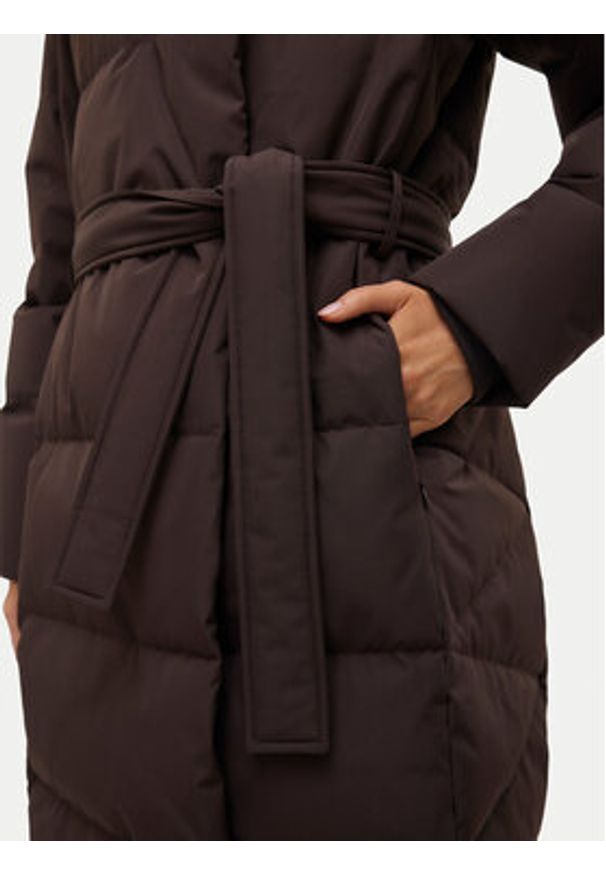 Vero Moda Kurtka puchowa Leonie 10311566 Brązowy Regular Fit. Kolor: brązowy. Materiał: syntetyk