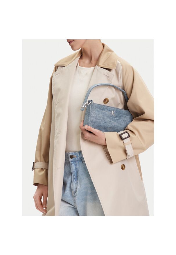 Torebka Calvin Klein. Kolor: niebieski