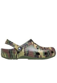Klapki unisex Crocs Classic Camouflage Clog 211936-3TC - multikolor. Kolor: wielokolorowy. Materiał: materiał. Sezon: lato #1