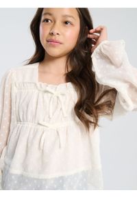 Sinsay - Koszula w kropki - kremowy. Kolor: kremowy. Wzór: kropki #1