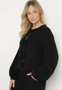 Born2be - Czarny Bawełniany Komplet Bluzka z Wiązaniem i Spodnie Palionis. Kolor: czarny. Materiał: bawełna #6