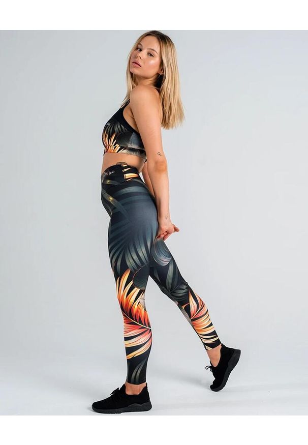SLAVIWEAR - Stanik Sportowy Gold Jungle. Kolor: pomarańczowy, czarny, żółty, wielokolorowy. Materiał: mesh