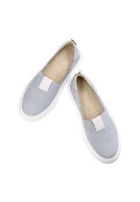 Niebieskie Półbuty Wasak Wygodne Obuwie Damskie. Okazja: na co dzień. Zapięcie: bez zapięcia. Kolor: niebieski. Materiał: jeans, skóra. Obcas: na platformie. Styl: casual, elegancki #7