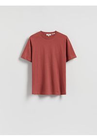 Reserved - T-shirt regular fit z lnem - czerwony. Kolor: czerwony. Materiał: len