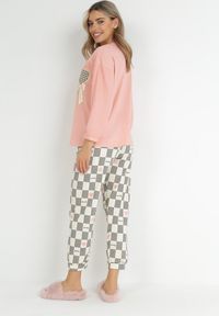 Born2be - Różowy 2-częściowy Komplet Piżamowy z Bluzką i Spodniami Ophilena. Kolor: różowy. Długość: długie. Wzór: nadruk #2