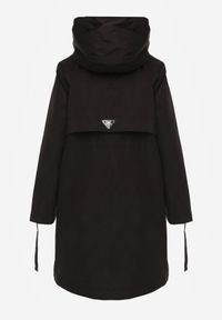 Born2be - Czarna Przejściowa Kurtka Parka z Kapturem i Podwijanymi Rękawami Tinarose. Okazja: na spacer, na co dzień. Typ kołnierza: kaptur. Kolor: czarny. Materiał: jeans, dresówka. Styl: casual #5