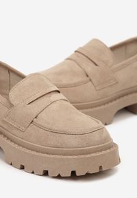 Renee - Ciemnobeżowe Wsuwane Mokasyny Vices na Platformie Dionela. Okazja: na spotkanie biznesowe, na spacer. Zapięcie: bez zapięcia. Kolor: beżowy. Materiał: jeans. Sezon: wiosna, jesień. Obcas: na platformie. Styl: biznesowy, elegancki #5