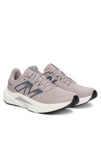 New Balance Buty do biegania FuelCell Propel v5 WFCPR8OA Fioletowy. Kolor: fioletowy. Materiał: materiał #2