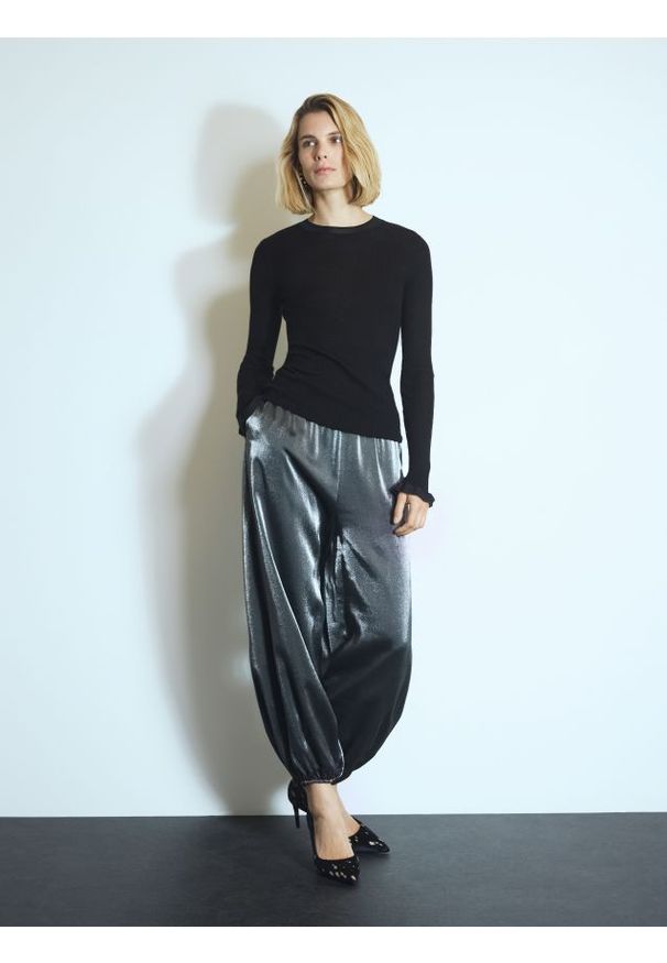 Reserved - Spodnie z wiskozą - szary. Kolor: szary. Materiał: wiskoza