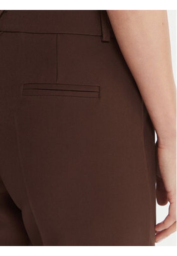 Maryley Spodnie materiałowe 25IB52Z/M17/43CO Brązowy Regular Fit. Kolor: brązowy. Materiał: syntetyk