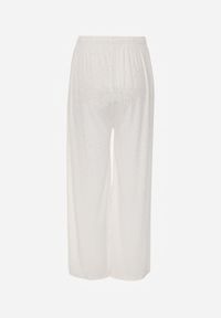 Renee - Białe Spodnie z Bawełną o Szerokim Kroju z Cyrkoniami Azirene. Okazja: na co dzień. Kolor: biały. Materiał: bawełna. Styl: casual #2
