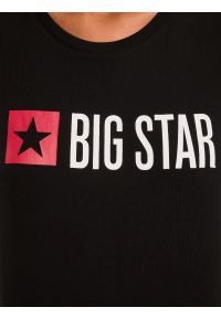 Big-Star - Koszulka damska z logo czarna Risma 906. Okazja: na co dzień. Kolor: czarny. Materiał: jeans, dzianina. Długość rękawa: krótki rękaw. Długość: krótkie. Wzór: aplikacja, nadruk. Styl: sportowy, casual #4