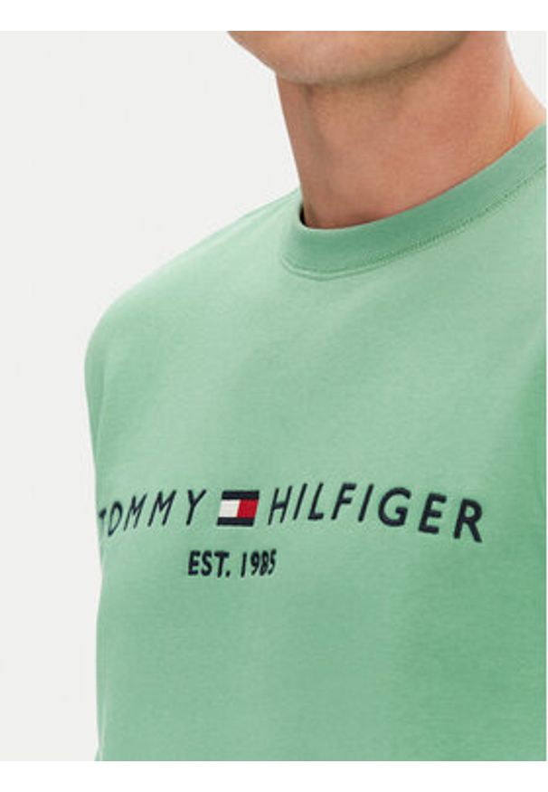 TOMMY HILFIGER - Tommy Hilfiger Bluza Logo MW0MW11596 Zielony Regular Fit. Kolor: zielony. Materiał: syntetyk