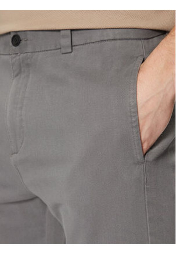 Hugo - HUGO Chinosy 50533851 Szary Slim Fit. Kolor: szary. Materiał: bawełna