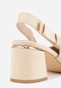 Born2be - Beżowe Sandały Vices na Obcasie ze Skórzaną Wkładką Bez Pięty Vevazira. Okazja: na co dzień. Zapięcie: sprzączka. Kolor: beżowy. Wzór: motyw zwierzęcy. Materiał: skóra. Sezon: lato. Obcas: na obcasie. Styl: casual, klasyczny, elegancki. Wysokość obcasa: średni #8