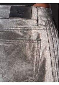 Adidas - adidas Szorty jeansowe Firebird Jorts KD2930 Srebrny Regular Fit. Kolor: srebrny. Materiał: bawełna #5