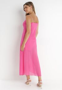Born2be - Fuksjowa Sukienka Philice. Kolor: różowy. Materiał: tkanina. Długość rękawa: na ramiączkach. Wzór: aplikacja, gładki. Styl: glamour. Długość: maxi #2
