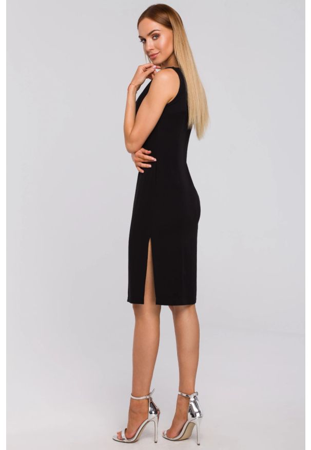 Sukienki.shop - Sukienka elegancka wieczorowa z lejącej tkaniny z koronką. Okazja: na imprezę, na randkę. Materiał: koronka, tkanina. Wzór: koronka. Styl: wizytowy, elegancki