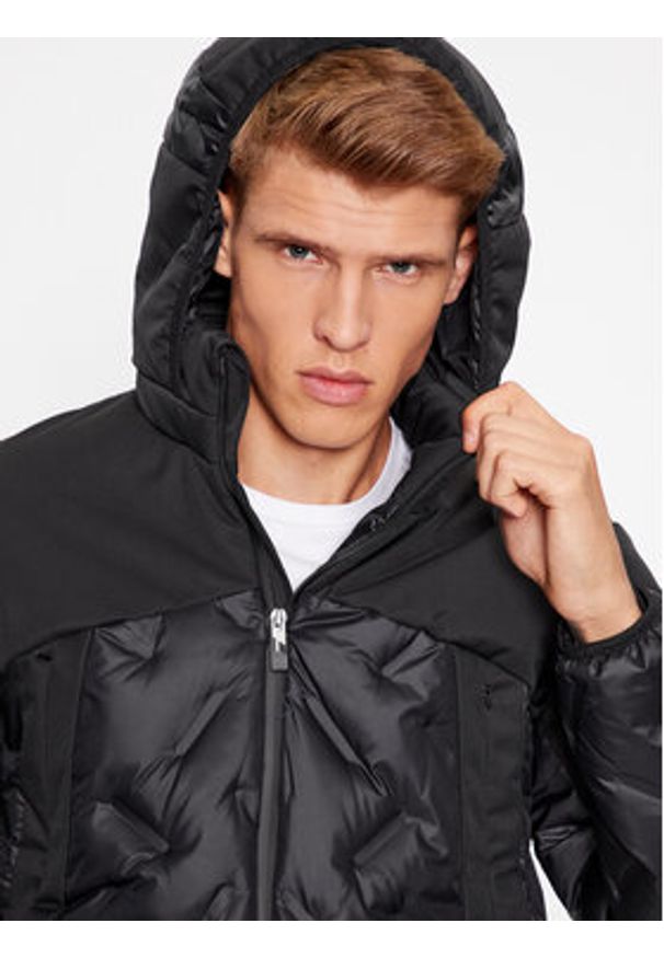 EA7 Emporio Armani Kurtka zimowa 6RPB21 PN8MZ 1200 Czarny Regular Fit. Kolor: czarny. Materiał: syntetyk. Sezon: zima