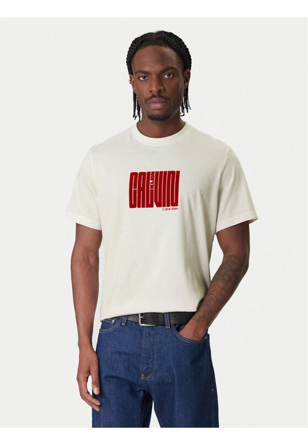 Calvin Klein T-Shirt Maze Graphic LV04RE832G Biały Regular Fit. Kolor: biały. Materiał: bawełna