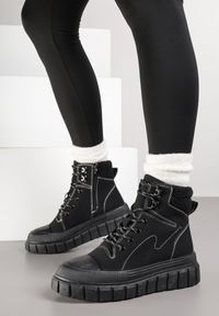 Born2be - Czarne Botki Typu Trapery Vices na Grubej Tłoczonej Podeszwie Anerrive. Okazja: na co dzień. Kolor: czarny. Styl: casual #6